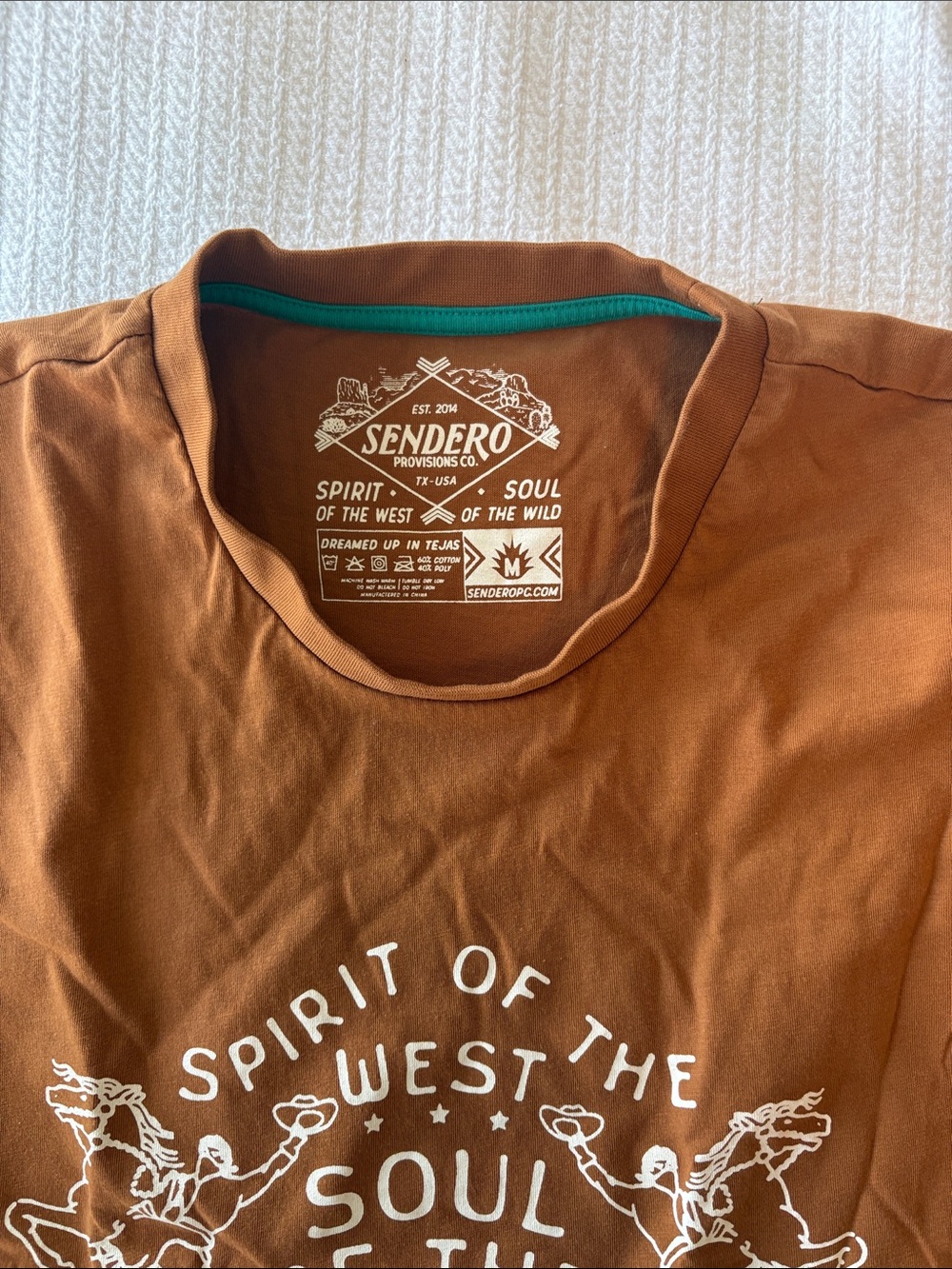 Sendero "Soul of the Wild" Brown Graphic Crop Tee - Picture 2 of 3